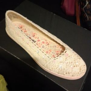 No Boundaries Women's "Marcie" shoe